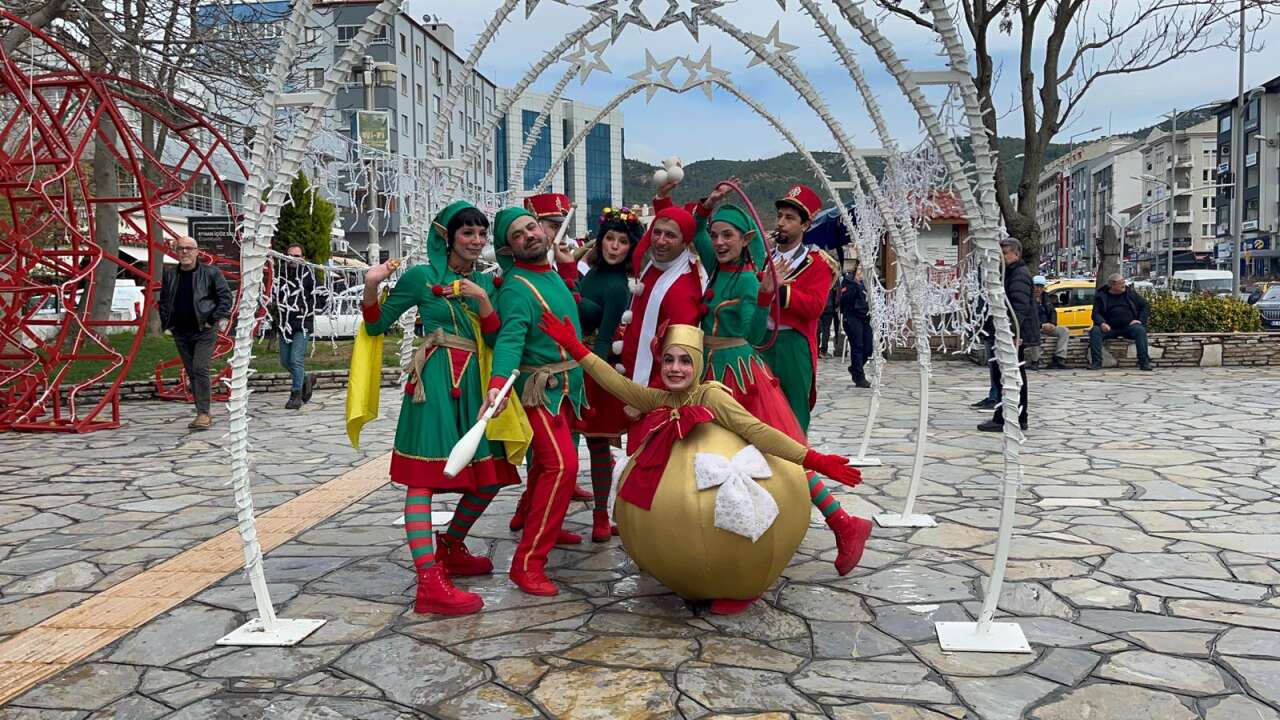 Menteşe’de Yılbaşı Korteji Coşkusu 1